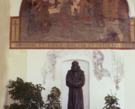 Statua nel Chiostro della SS. Annunziata